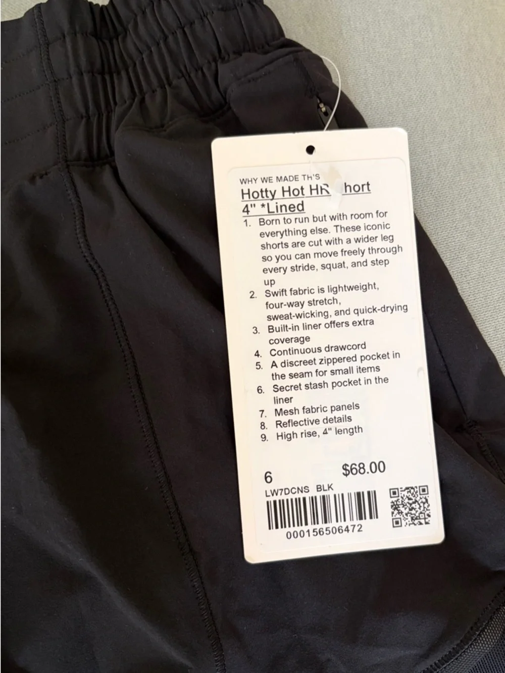 NWT lululemon athletica Hotty Hot Short 4” Black - Picture 5 of 6